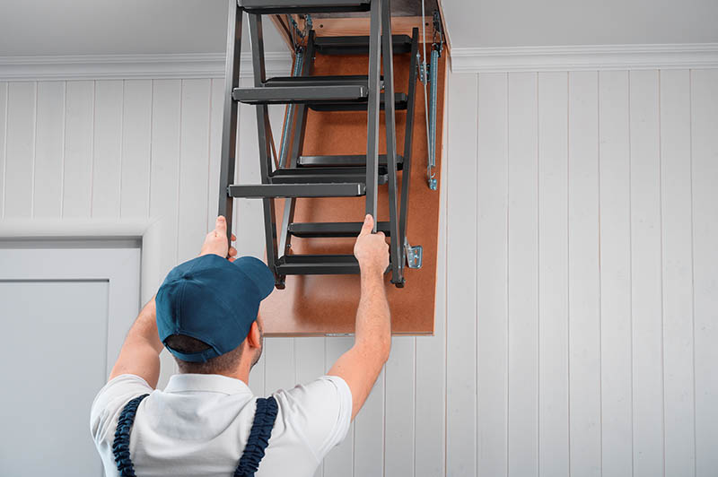 pull out stairs mechanism