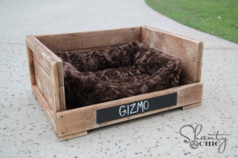 DIY 12 dollar pet bed
