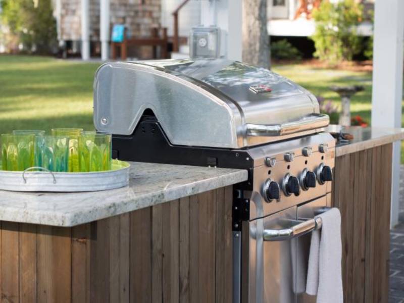 DIY grilling island