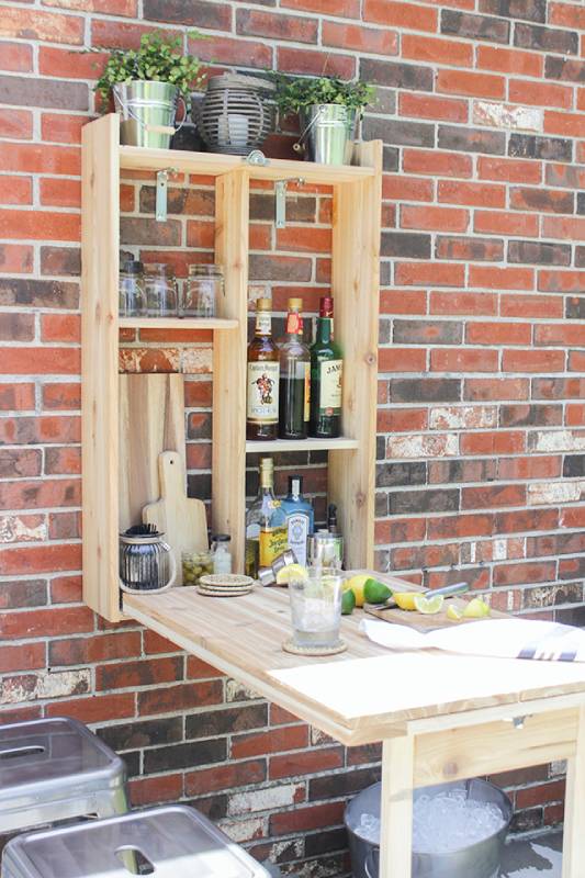 DIY outdoor murphy bar