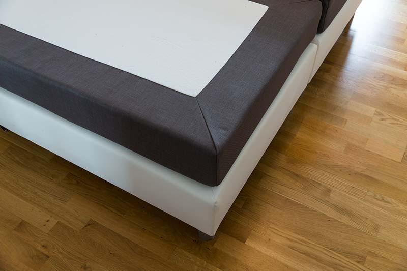 Platform Bed Vs Box Spring: Pros, Cons, & Differences | House Grail