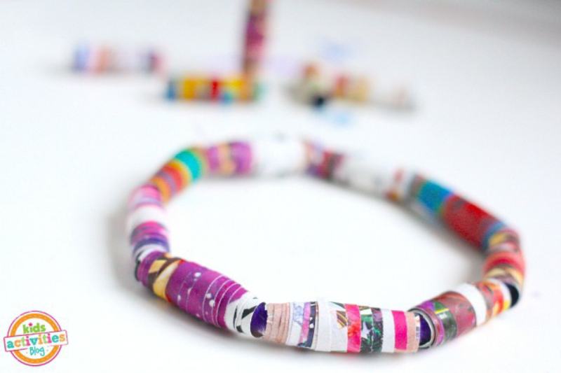 DIY Jewelry- Make Bracelets with Kids {Magazine Recycle}