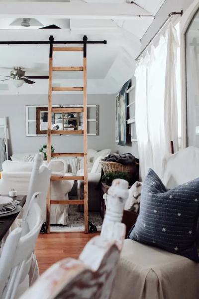 DIY SLIDING LIBRARY LADDER TUTORIAL