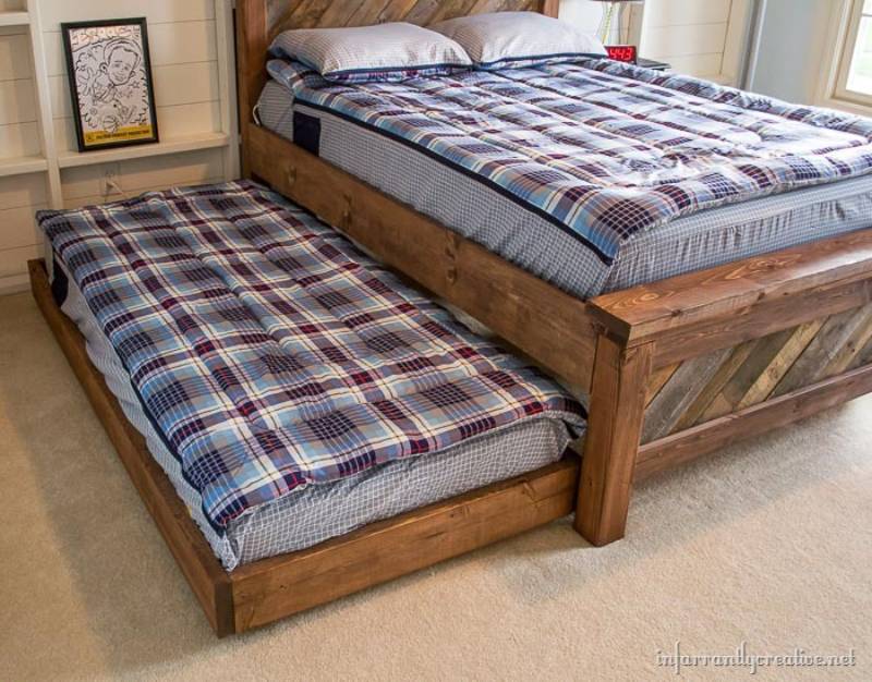 DIY rolling trundle bed