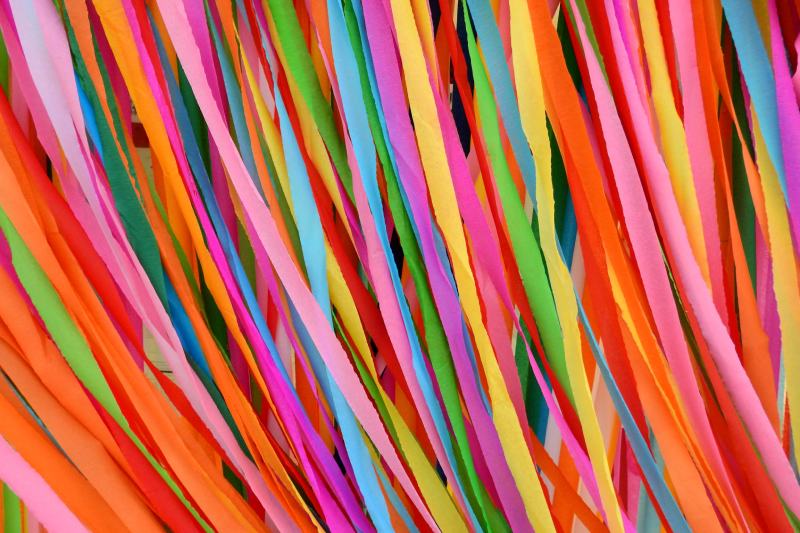 Hanging Streamers decor