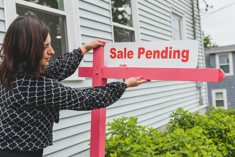 what-does-pending-mean-in-real-estate-housing-terms-defined-house-grail