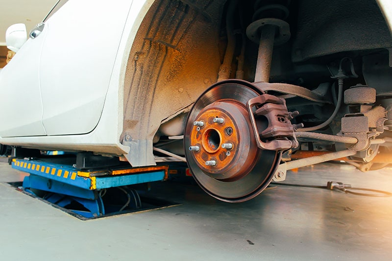 Rear disc brakes and calipers