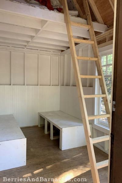 SIMPLE AND STURDY LOFT LADDER