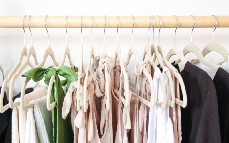 How to Display Clothing at a Garage Sale: 8 Simple Tips | House Grail