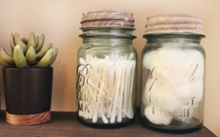 Reusing Vs Recycling Differences Environmental Impact House Grail Reusing Vs Recycling Differences Environmental Impact House Grail