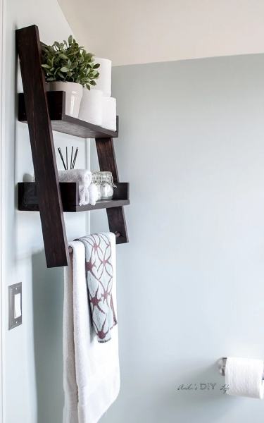 DIY FLOATING LADDER SHELF – WITH PLANS