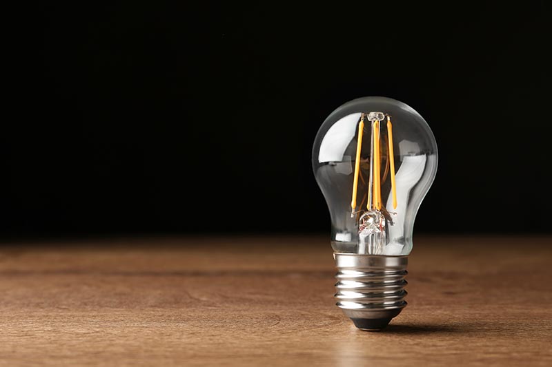 Who Invented the Light Bulb? (History of the Light Bulb) House Grail