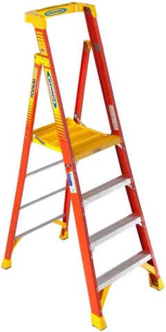 WERNER CO PD6204 Type IA Aluminum Podium Ladder - 4'