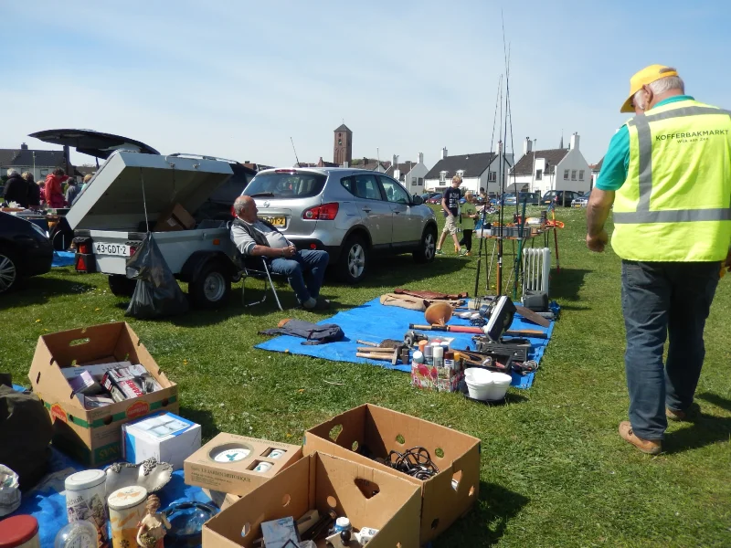 community garage or yard sale