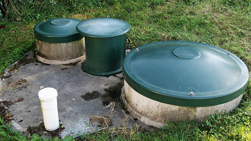 Septic tank waste system