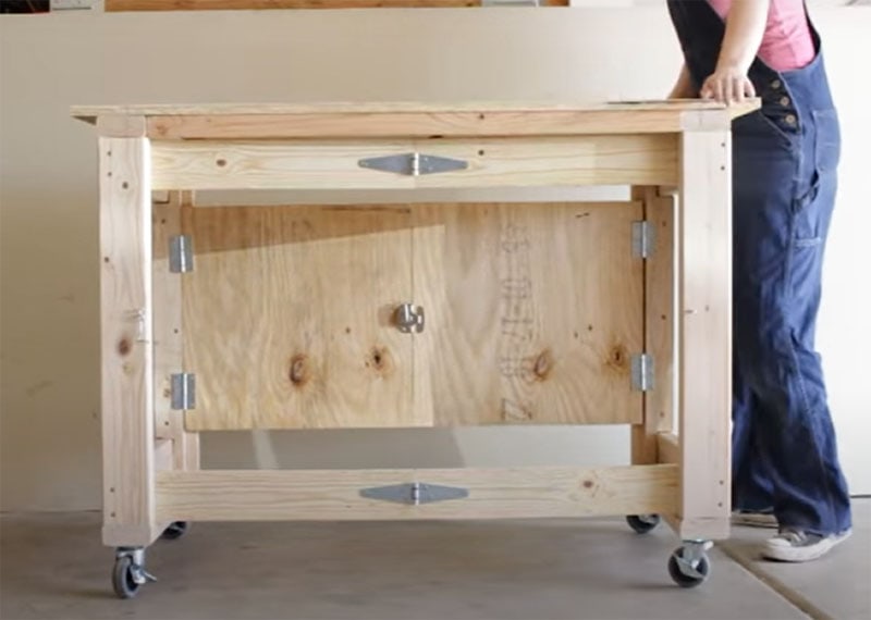 Folding Workbench by DIY Projects