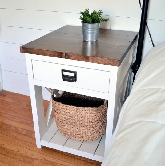 diy farmhouse night stand