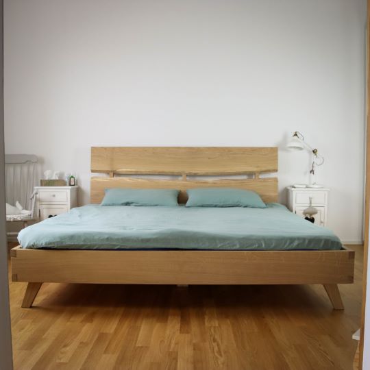 diy live-edge bed