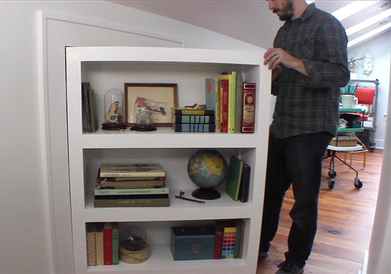 12 DIY Hidden Bookcase Door Plans You Can Build Today (With Pictures ...