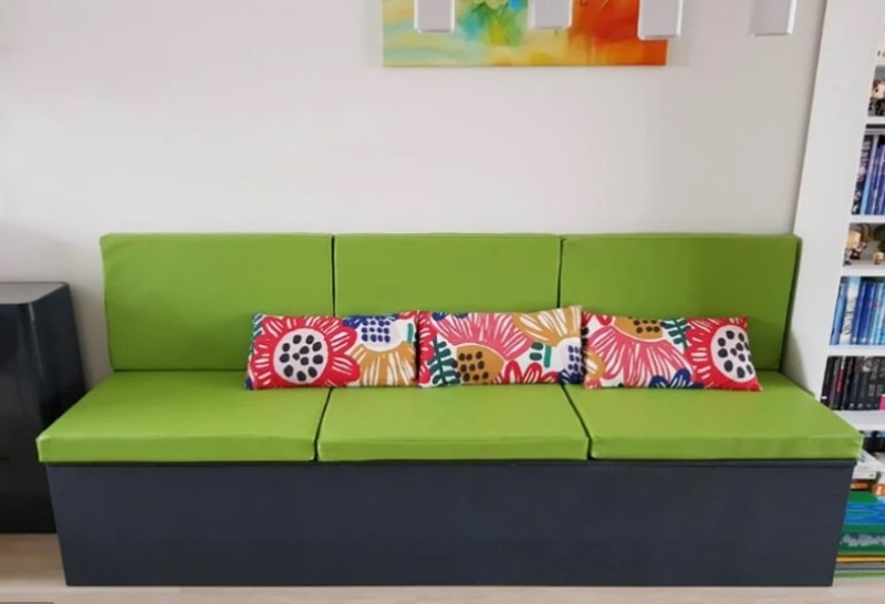 diy wooden bench with storage