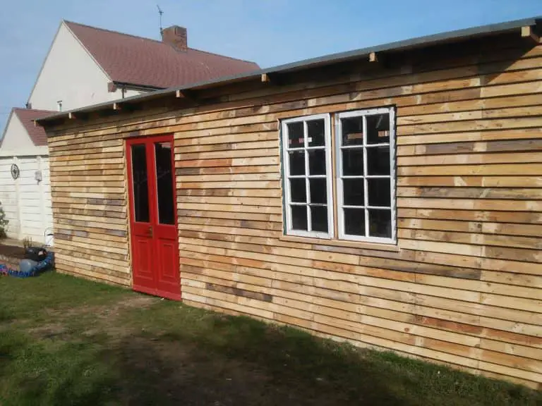 how i made my shed from 140 pallets