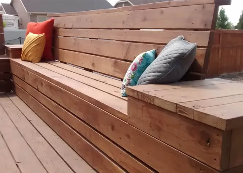 Remodelaholic Deck Bench