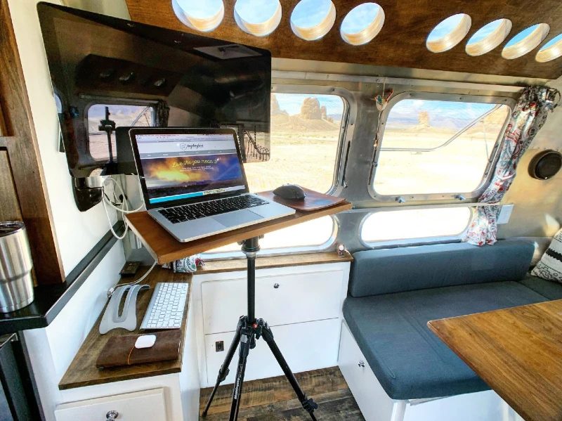 Tiny Portable Standing Desk by Tinyshinyhome.com