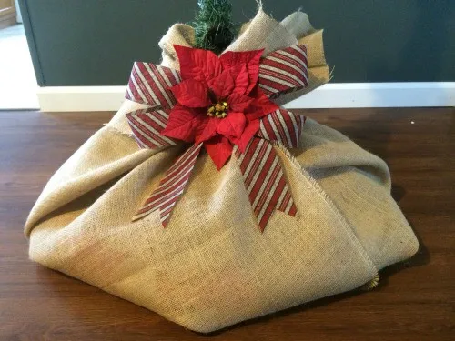 Burlap Christmas tree base