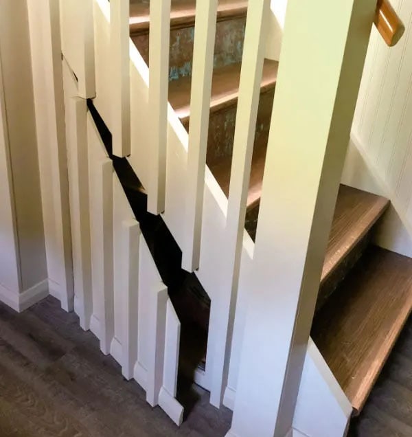 DIY Storage and Railing Combination by Frugal Family Times