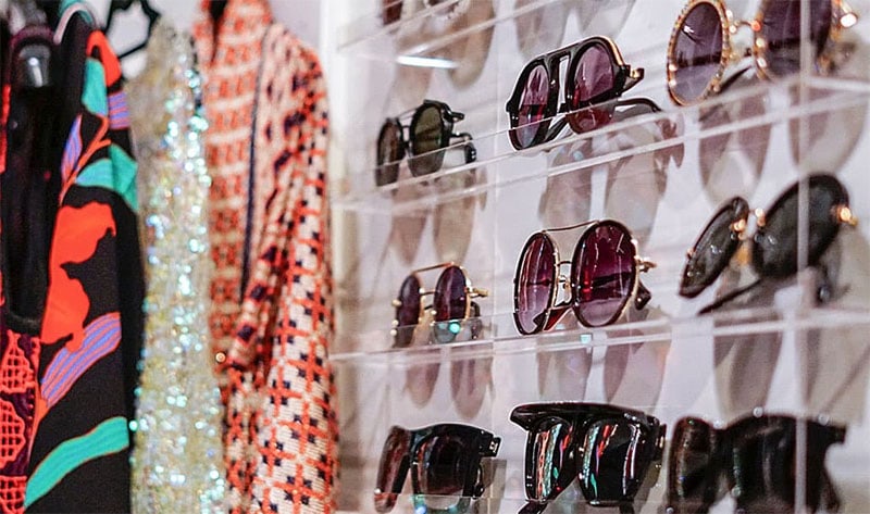 DIY Sunglasses Closet Storage Rack from Glitter and Bubbles