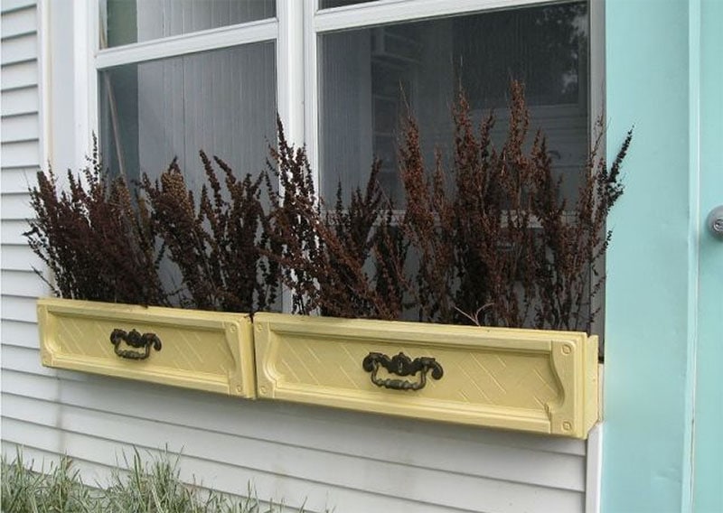 Dresser Drawer Window Box