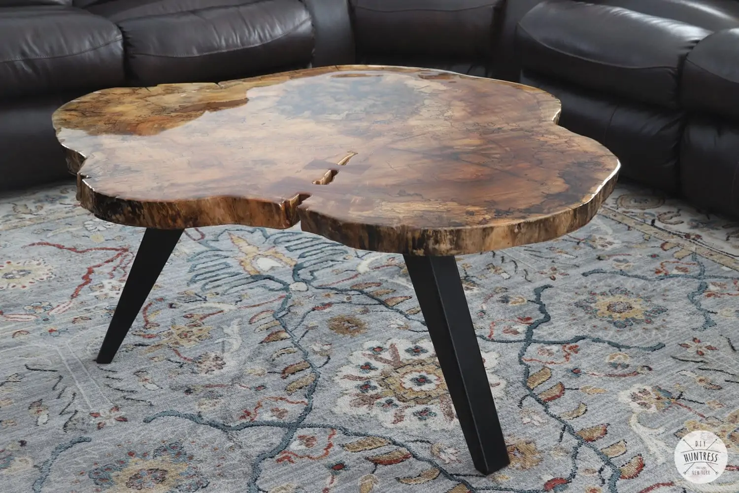 Live Edge Farmhouse Coffee Table by DIY Huntress