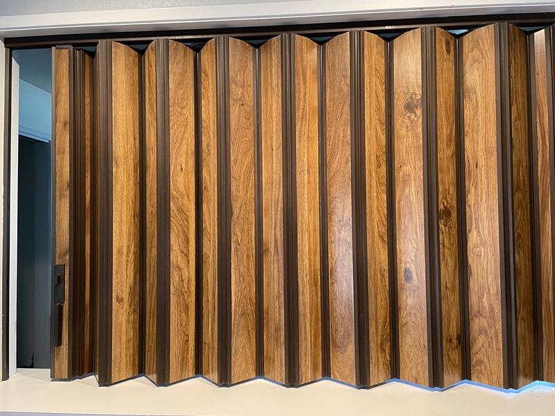 Accordion Door Magic