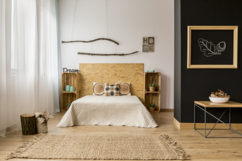 Black and white bedroom